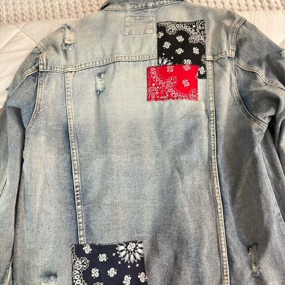 Victorious Unisex Denim Jacket with Bandana Patches - Picture 10 of 12